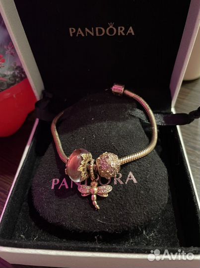 Браслет с шармами Pandora