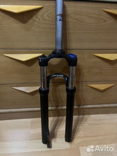 Вилка suntour под 29 колесо