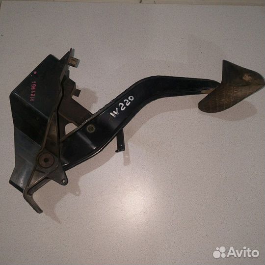 Педаль тормоза Mercedes Benz W220 S500