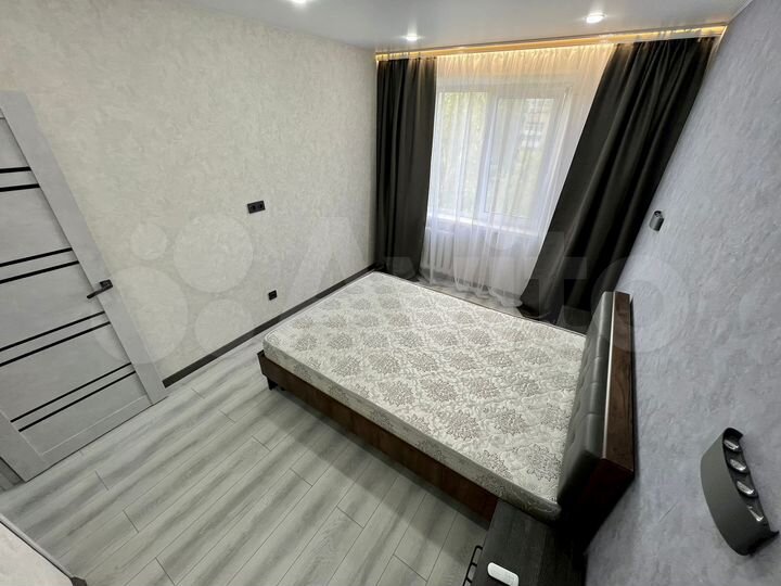 2-к. квартира, 55 м², 6/9 эт.