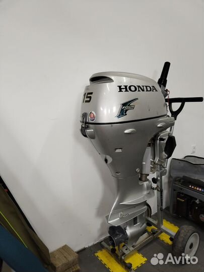 Лодочный мотор honda BF15D