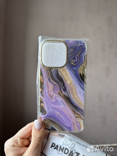 Чехол на iPhone 13 pro новый