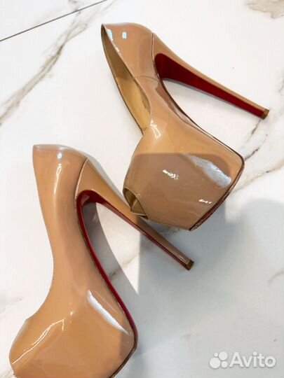 Туфли christian louboutin 38