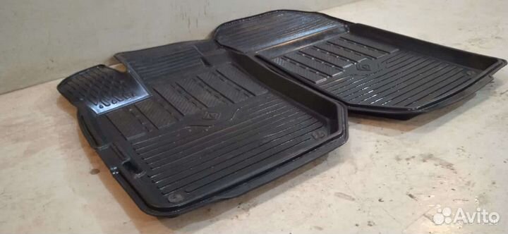 Передние коврики Рено Логан 2
