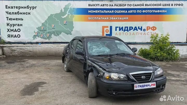 Стекло заднее Hyundai Elantra (XD) 87111-2D000