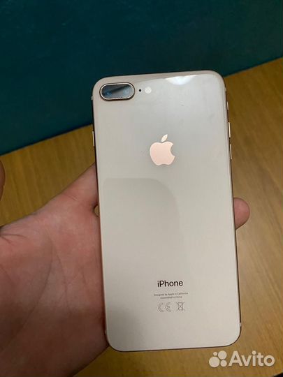 iPhone 8 Plus, 64 ГБ