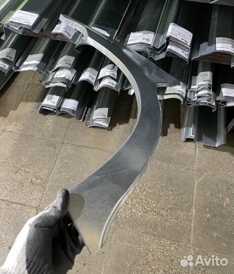 Арка правая Mitsubishi Space Wagon III 1998-2004