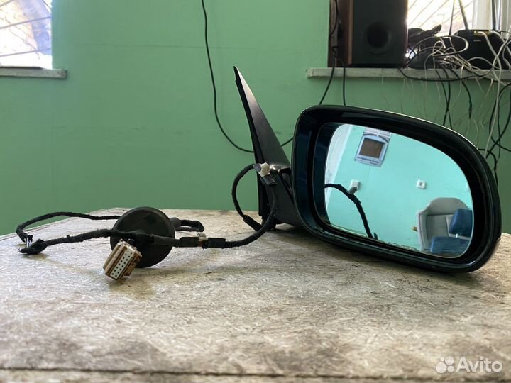Зеркало правое Audi a8 d3 2006