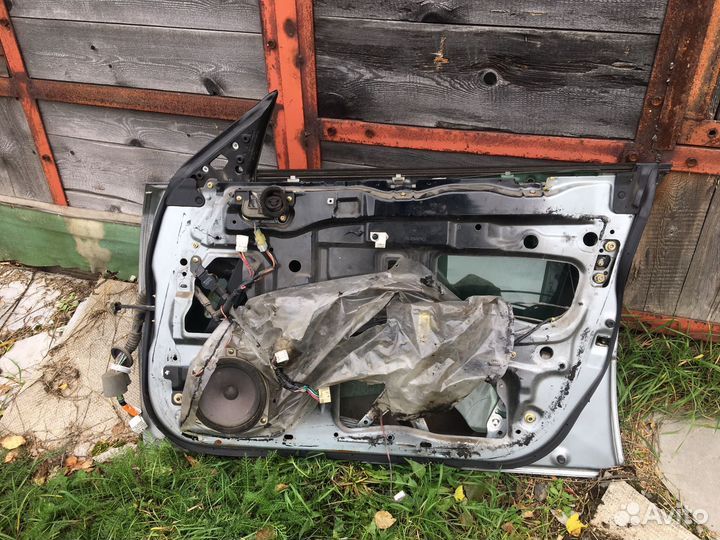 Дверь передняя правая subaru legacy