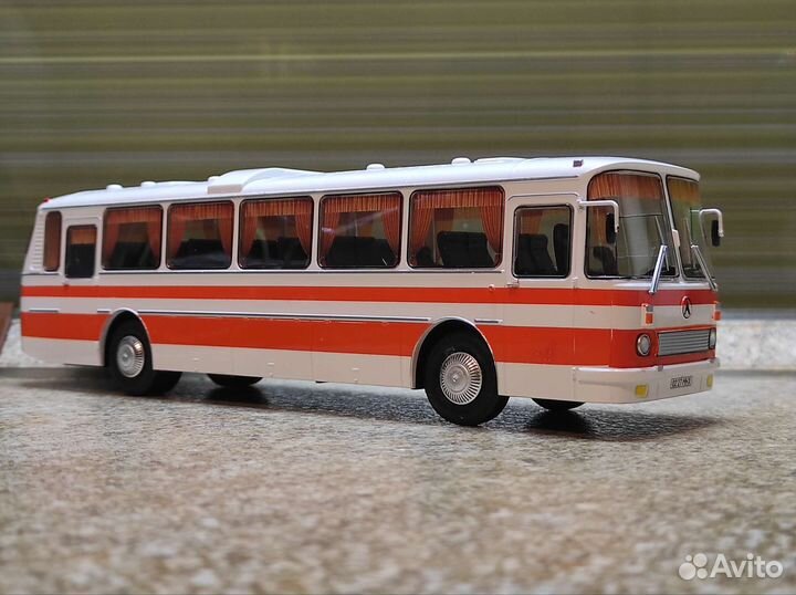 Модель автобуса лаз-699Р 
