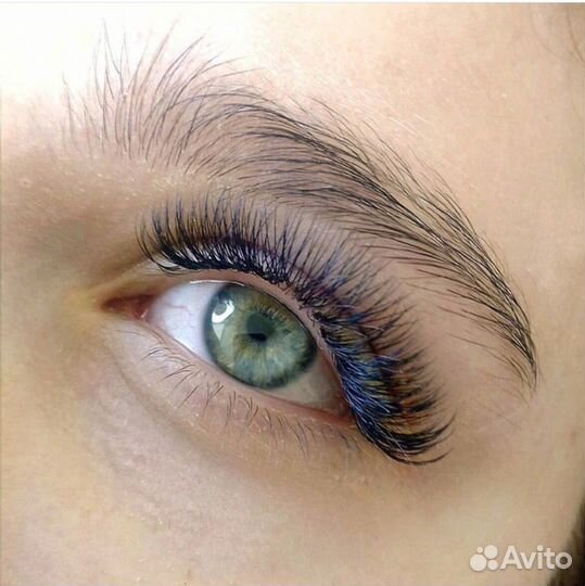 Наращивание ресничек, оформление бровей