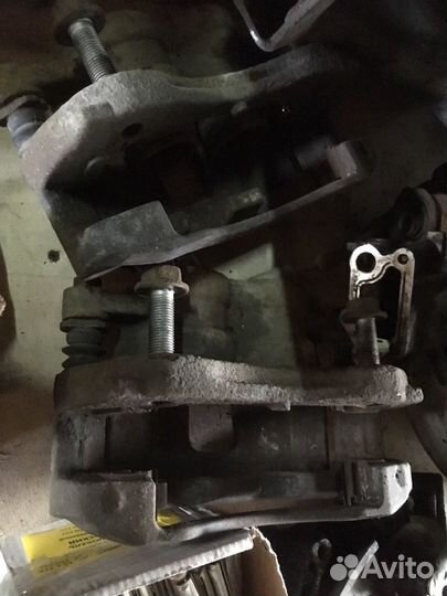 Суппорта Фольксваген Амарок