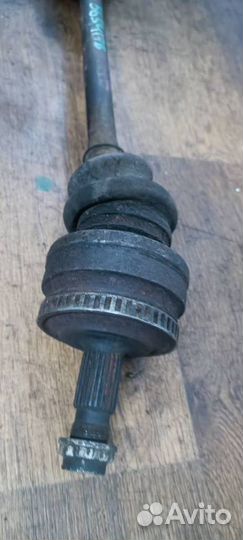 Привод задний Мерседес W124 E