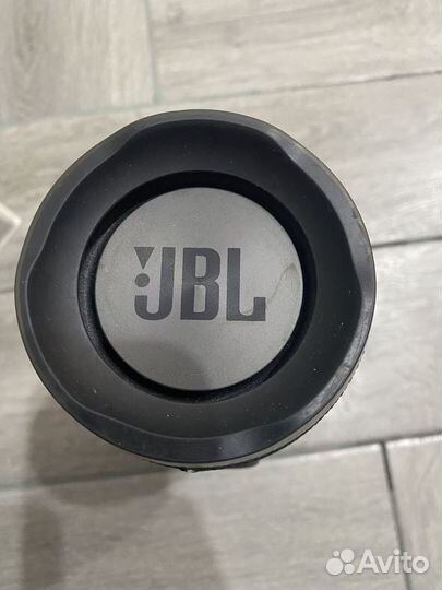 Колонка jbl charge 3