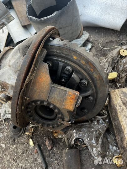 Редуктор на газон