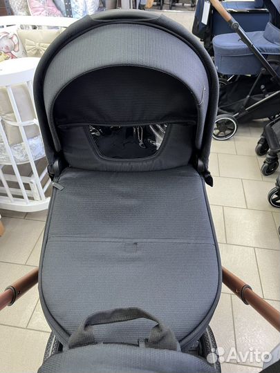 Коляска детская Mowbaby Zoom (Gold Black)