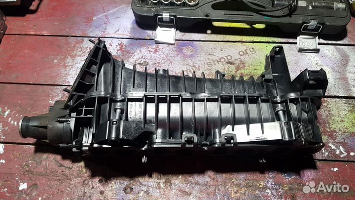 Впускной коллектор BMW 3 F30/F31/F34 2013 7807991