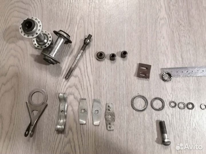 Вело запчасти разные