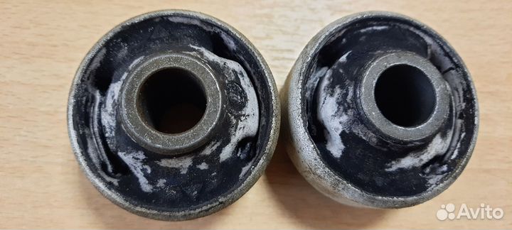 Сайлентблок переднего рычага задний Гольф / Пассат