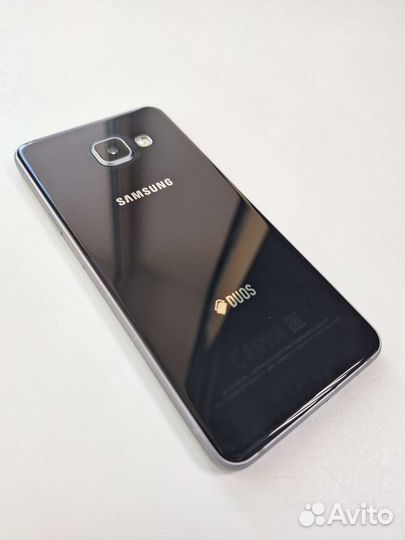 Телефон Samsung