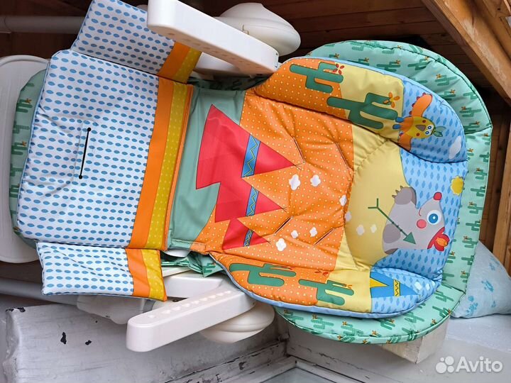 Стульчик для кормления Chicco Polly