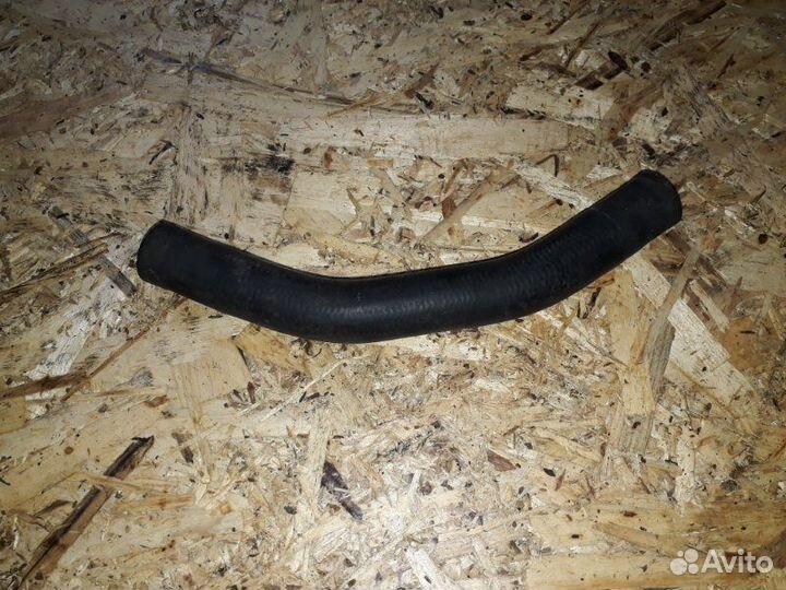 Патрубок системы охлаждения Volkswagen Crafter 2E