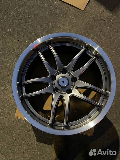 R18 Work Emotion CR2P 8.5J ET30 5*114.3