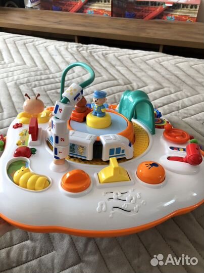 Развивающий столик детский интерактивный