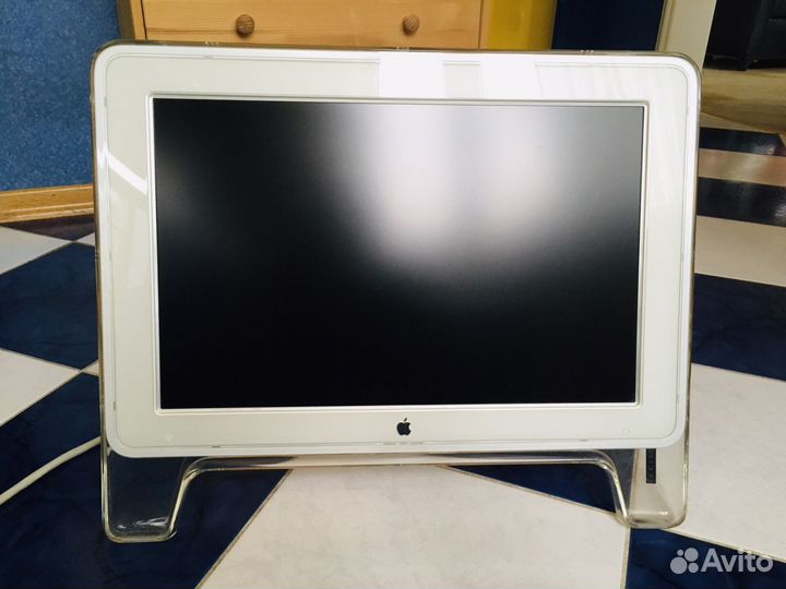 Монитор Apple Cinema Display 2003