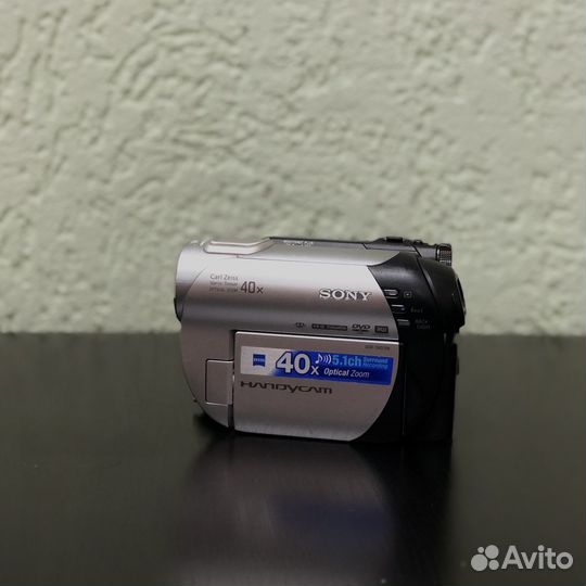 Видеокамера Sony Handycam