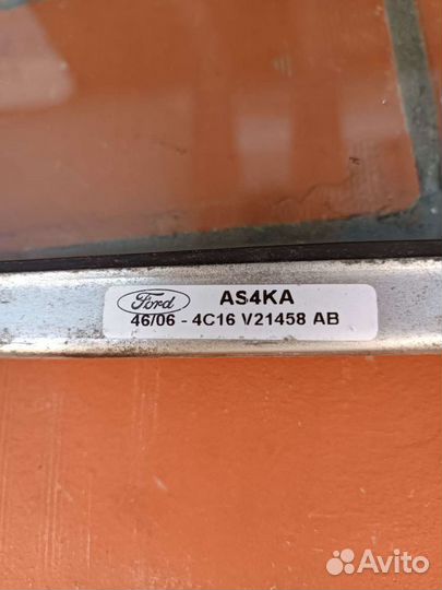 Стекло боковое Ford Transit