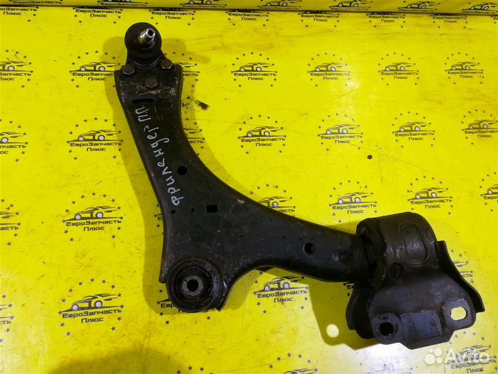 Рычаг подвески передний правый Land Rover