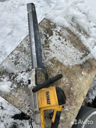 Аллигаторная пила dewalt