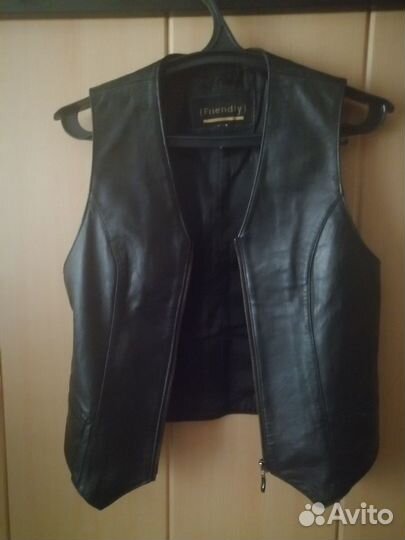 Желет женский кожаный