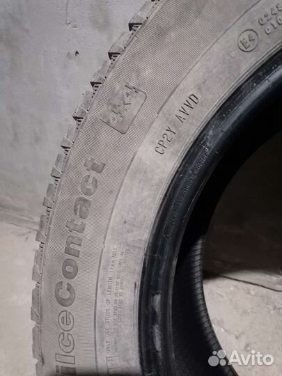 Continental ContiIceContact 4x4 225/65 R17 102T