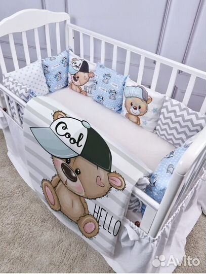 Бортики в кроватку новые + одеяло
