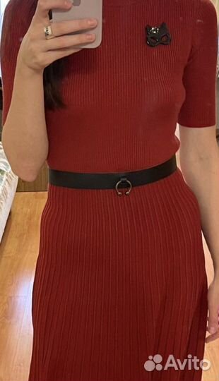 Кожаный пояс с пирсингом