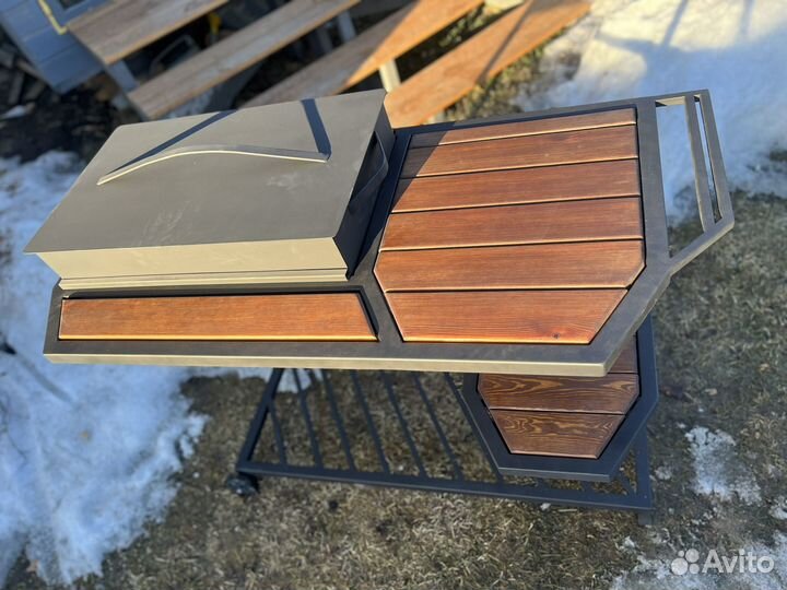 Мангал с крышкой