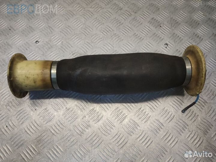 Пневмоамортизатор / пневмостойка задний на BMW F11 LCI s1144790