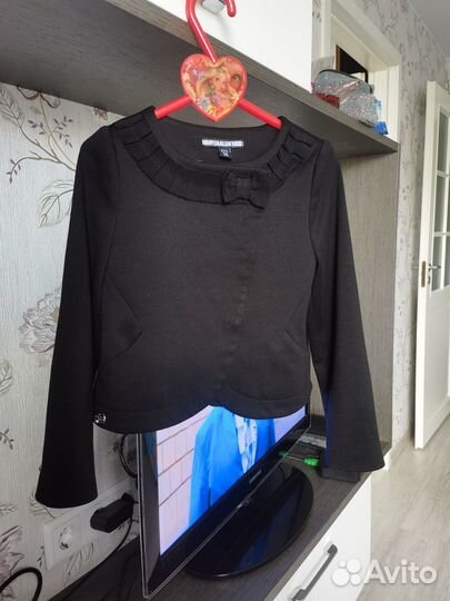 Школьная форма пакетом 122 см, туфли 31 размер