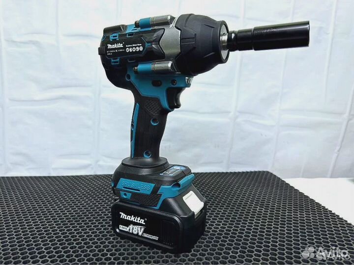 Мощный безщеточный Гайковерт Грузовой Makita 800Nm