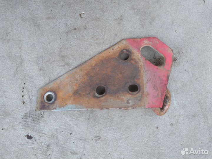 Крюк буксировочный для Mazda 626 (GE) 1992-1997