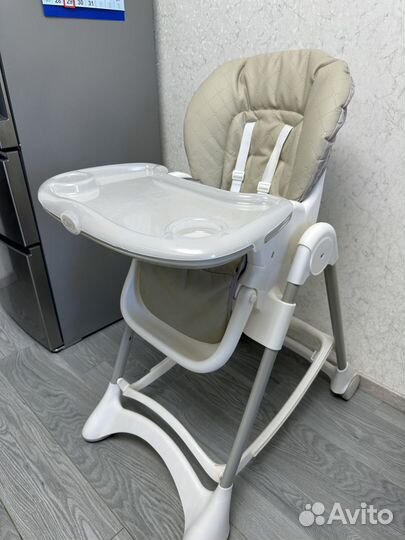 Стульчик для кормления Corol