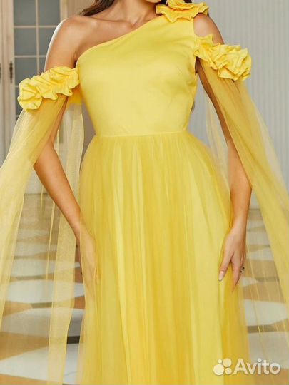 Вечернее платье