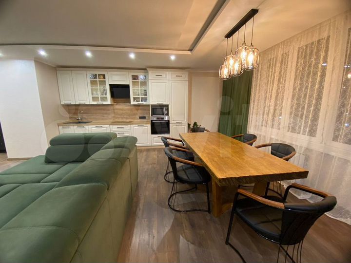 3-к. квартира, 101,4 м², 2/25 эт.