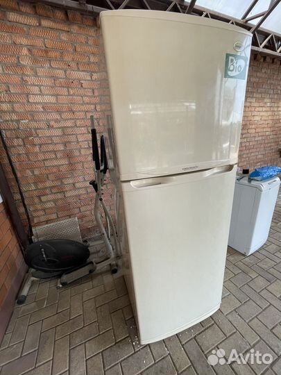 Холодильник samsung