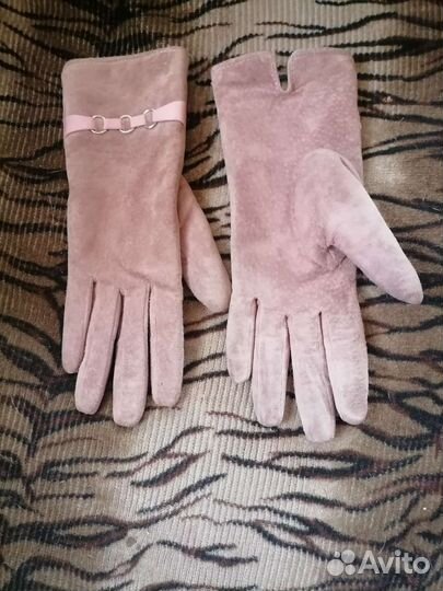 Перчатки