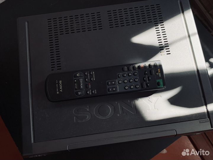 Видеомагнитофон Sony SLV-X315