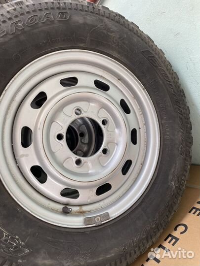 R16 Cordiant Off Road 225/75, PCD 5x139.7 DIA 108.5