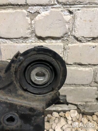 Подрамник Bmw X3 E83